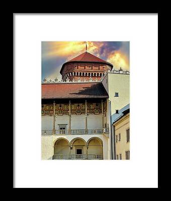 Wawel Castle at Dusk - A Glimpse into Krakow